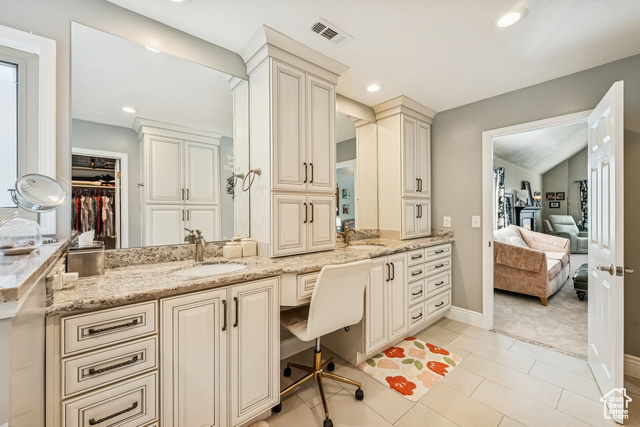 Photo 40 for MLS #2117771 at 2509 E Cobblestone Way