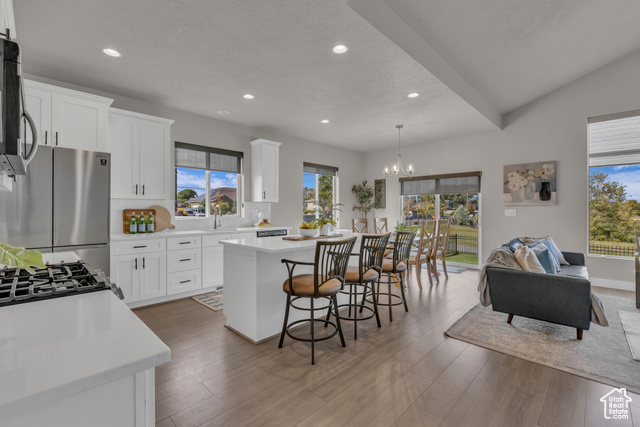 Photo 2 for MLS #2117775 at 1284 W Brinkerhoff Dr
