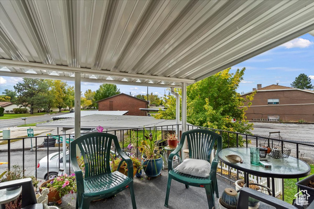 Photo 5 for MLS #2117776 at 715 W 3900 South