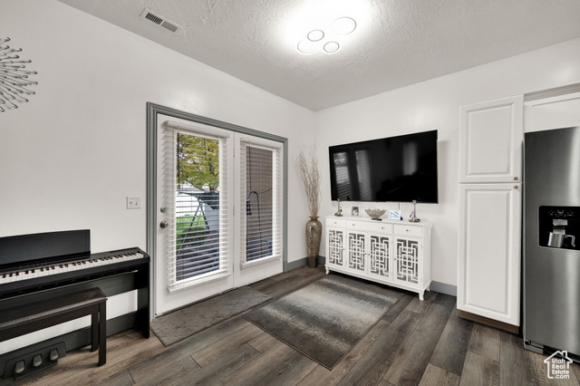 Photo 11 for MLS #2117792 at 7187 S 420 East