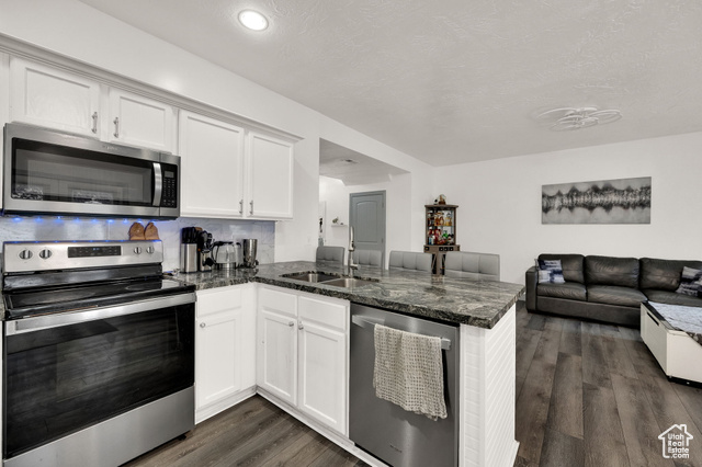 Photo 9 for MLS #2117792 at 7187 S 420 East