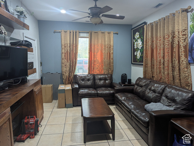 Photo 5 for MLS #2117795 at 453 S Post St