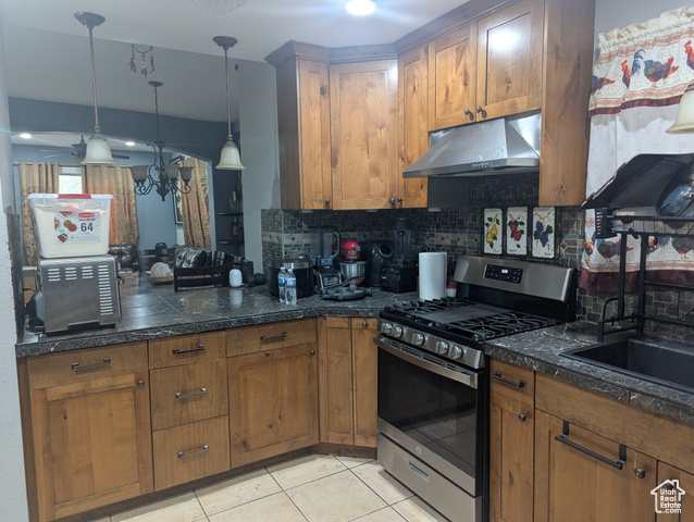 Photo 3 for MLS #2117795 at 453 S Post St