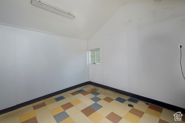 Photo 25 for MLS #2117799 at 1326 S Green St