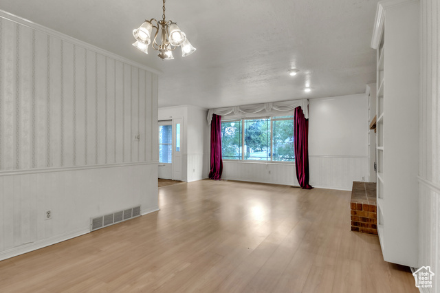 Photo 12 for MLS #2117803 at 2460 W Rustic Roads Dr