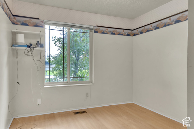 Photo 19 for MLS #2117803 at 2460 W Rustic Roads Dr