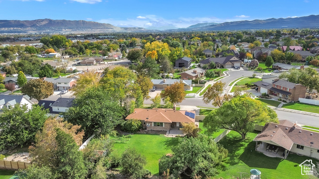 Photo 6 for MLS #2117803 at 2460 W Rustic Roads Dr