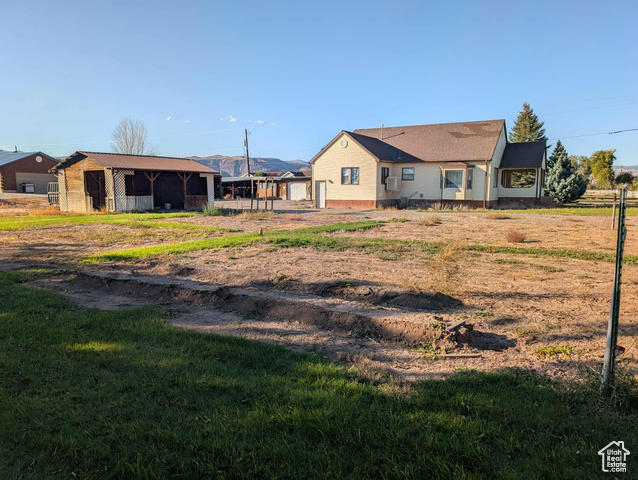 Photo 3 for MLS #2117809 at 95 N Main St