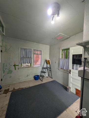 Photo 21 for MLS #2117809 at 95 N Main St