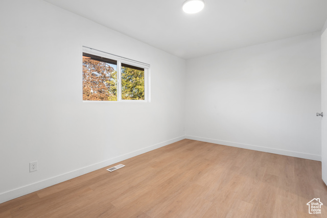 Photo 8 for MLS #2117810 at 1531 S 450 East