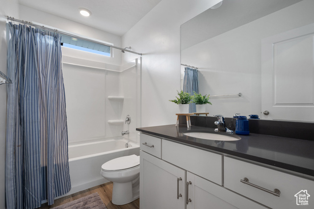 Photo 23 for MLS #2117813 at 453 N Northshore Dr