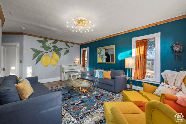 Photo 5 for MLS #2117822 at 1132 E 21st St