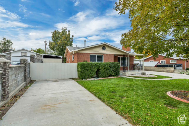 Photo 33 for MLS #2117828 at 3524 S Highlander St
