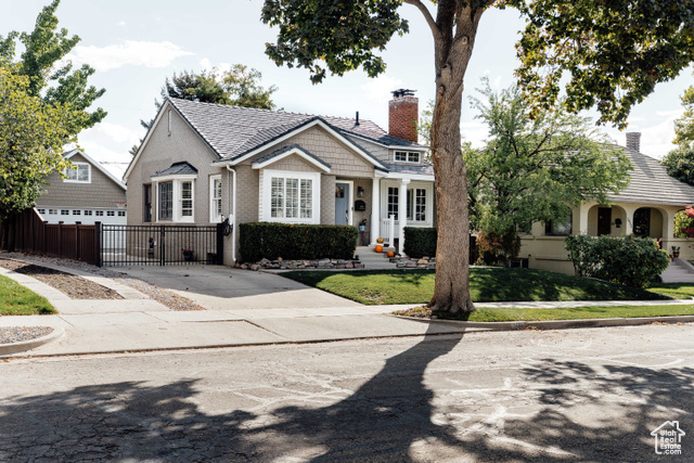 View photos for 1460 E Westminster Ave MLS #2117831 - 1460 E Westminster Ave