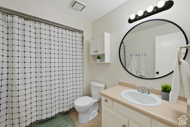 Photo 11 for MLS #2117832 at 381 E Park Creeke Ln