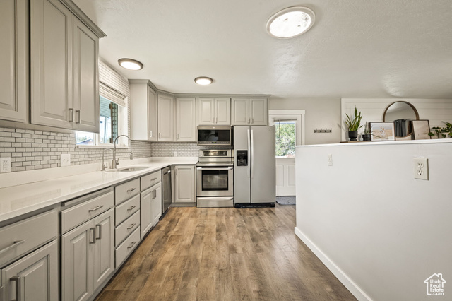 Photo 2 for MLS #2117833 at 1250 Jordan Ave