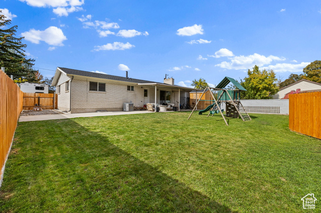 Photo 18 for MLS #2117833 at 1250 Jordan Ave