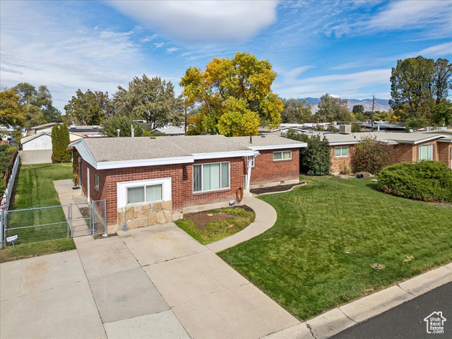 Photo 31 for MLS #2117834 at 3110 W Lemay Ave
