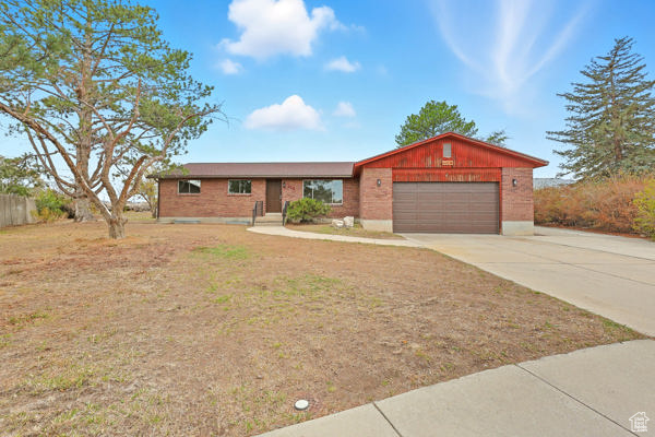 Photo 2 for MLS #2117837 at 349 Belaire Cir