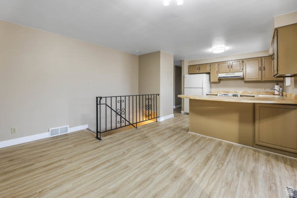 Photo 12 for MLS #2117837 at 349 Belaire Cir