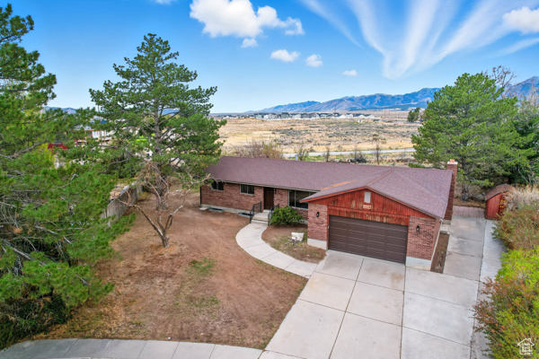 Photo 41 for MLS #2117837 at 349 Belaire Cir