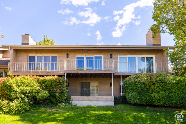 Photo 5 for MLS #2117856 at 822 N Grandridge Ct