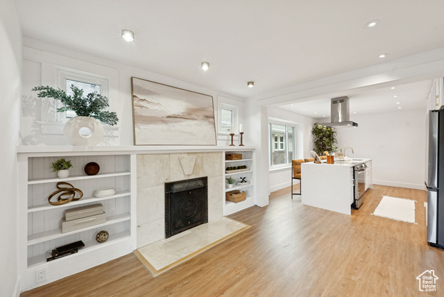 Photo 14 for MLS #2117865 at 860 E Emerson Ave
