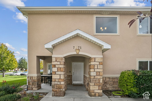 Photo 2 for MLS #2117870 at 7071 S Kristilyn Ln
