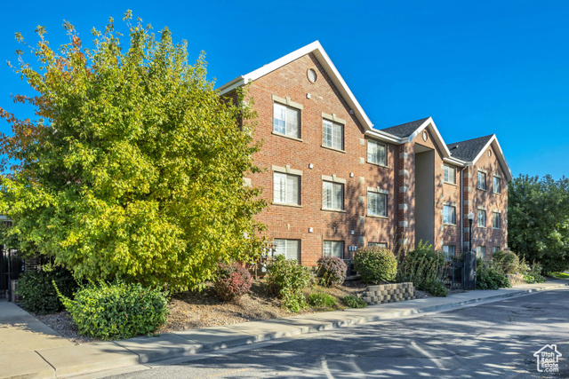 325 W 700 N #14, Salt Lake City UT 84103