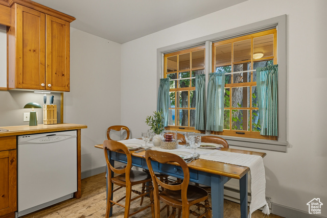 Photo 13 for MLS #2117880 at 127 W Main St