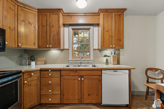 Photo 11 for MLS #2117880 at 127 W Main St
