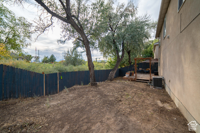 Photo 23 for MLS #2117882 at 885 W Chartres Ave