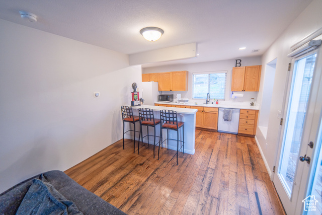 Photo 5 for MLS #2117882 at 885 W Chartres Ave