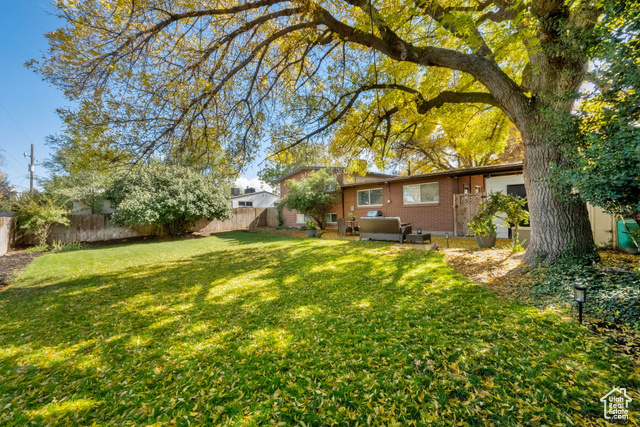 Photo 19 for MLS #2117898 at 3574 W Meadowbrook Dr