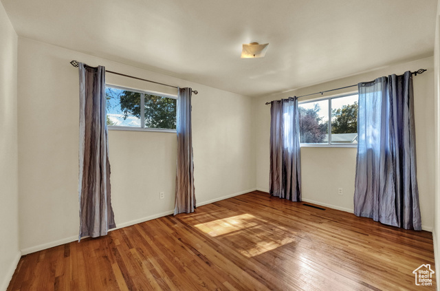 Photo 11 for MLS #2117898 at 3574 W Meadowbrook Dr