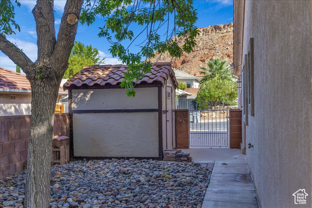 Photo 8 for MLS #2117905 at 1772 E 2370 South