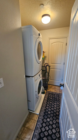 Photo 14 for MLS #2117910 at 3579 E Rock Rd #6