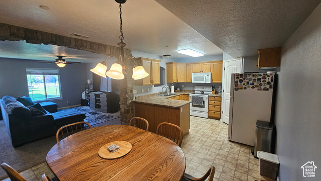 Photo 16 for MLS #2117910 at 3579 E Rock Rd #6