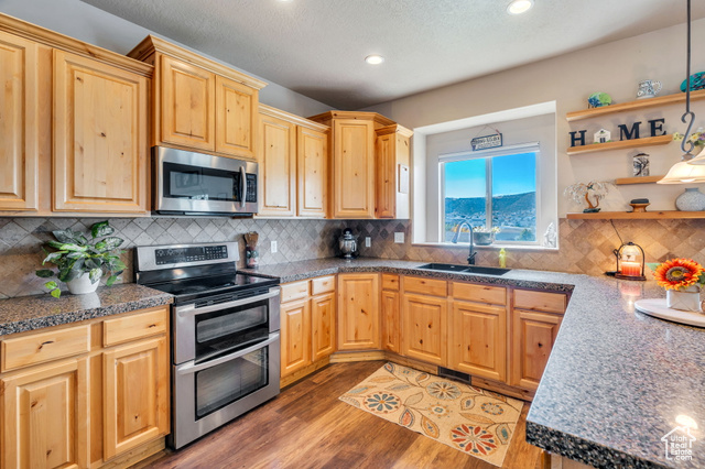 Photo 14 for MLS #2117914 at 7691 N Silver Lake Pkwy