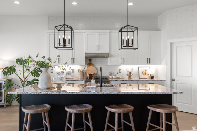 983 E Black Oak Dr
                     MLS #2117917