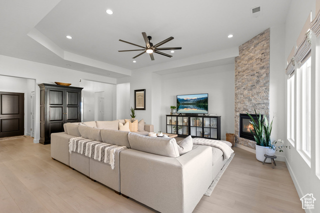 Photo 18 for MLS #2117917 at 983 E Black Oak Dr