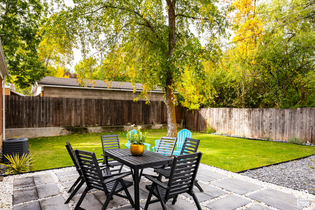 Photo 10 for MLS #2117923 at 3365 Monroe Blvd