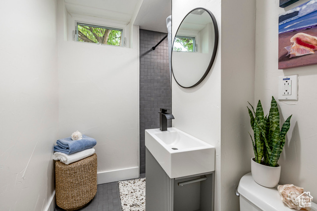 Photo 14 for MLS #2117923 at 3365 Monroe Blvd