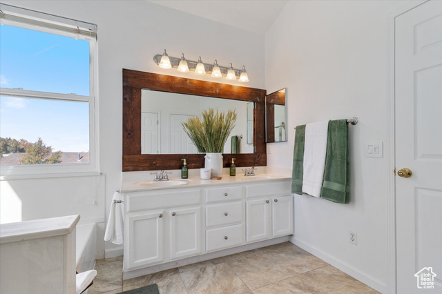 Photo 42 for MLS #2117925 at 913 E Spiers Ln