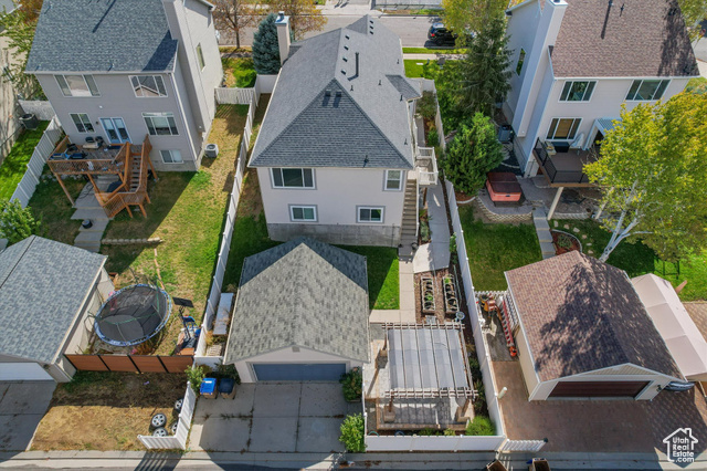 Photo 9 for MLS #2117925 at 913 E Spiers Ln