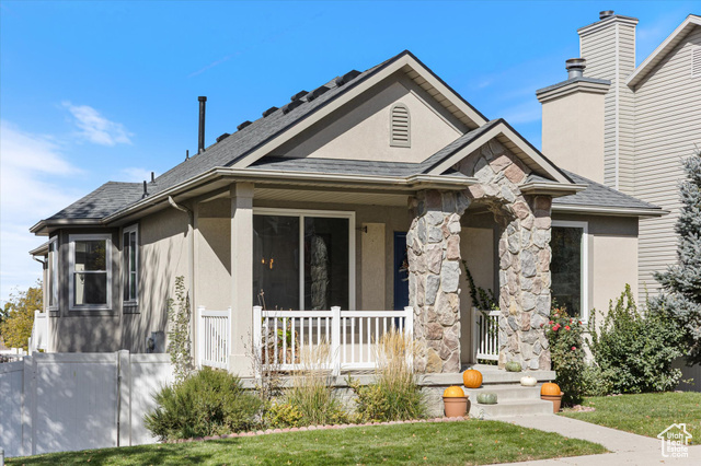 Photo 63 for MLS #2117925 at 913 E Spiers Ln