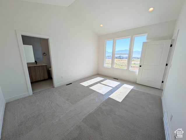 Photo 13 for MLS #2117935 at 6904 W Lake Ave #213
