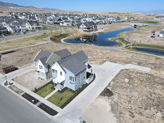 Photo 3 for MLS #2117935 at 6904 W Lake Ave #213