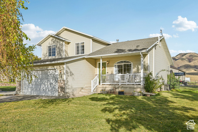 Photo 2 for MLS #2117942 at 10820 S 800 East