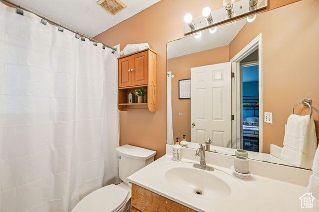 Photo 18 for MLS #2117942 at 10820 S 800 East